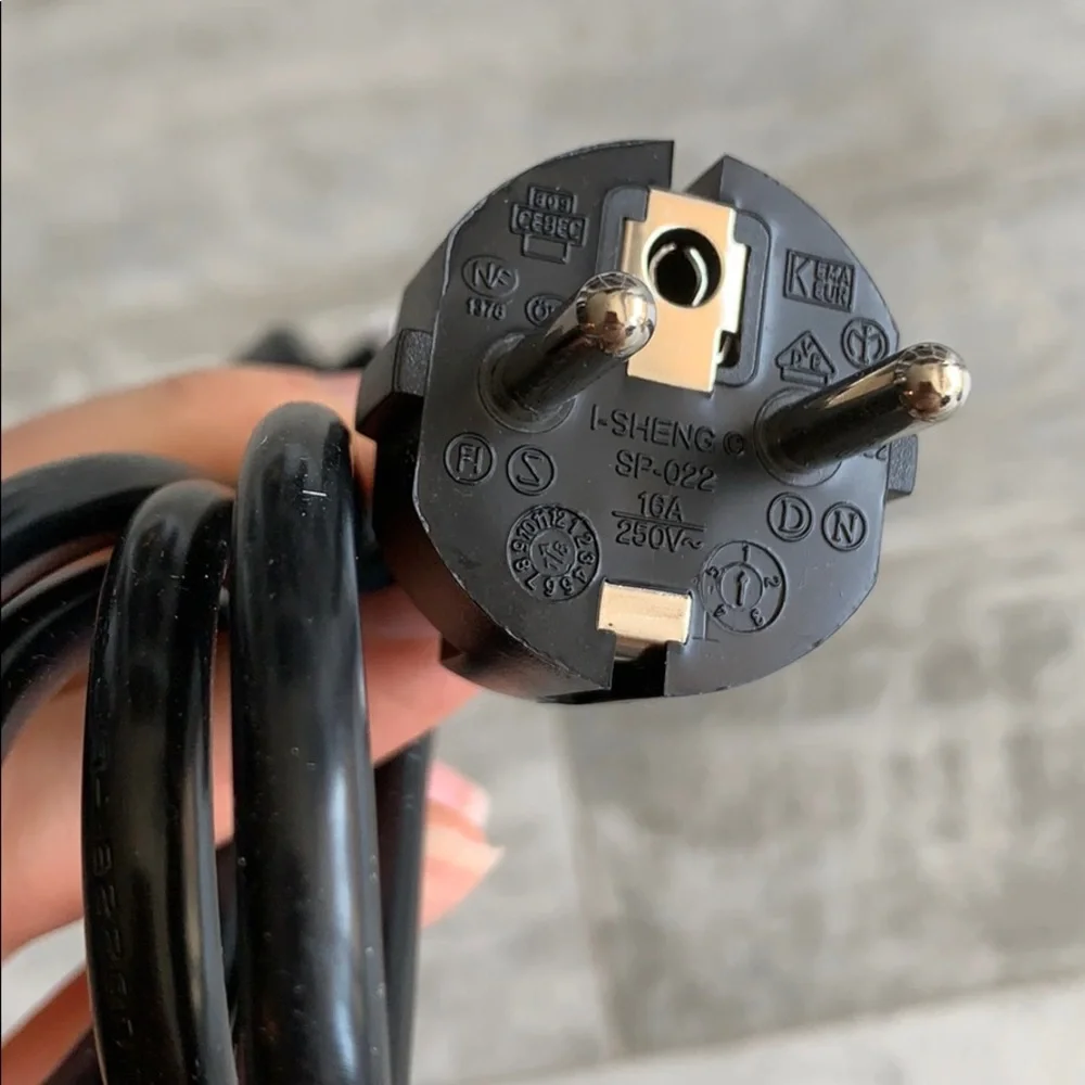 I-Sheng EUR Travel Thick EU Monitor Power Cable New